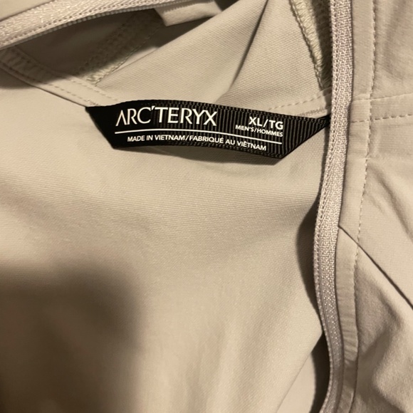 White Arc’teryx anorak sl jacket - Picture 2 of 3